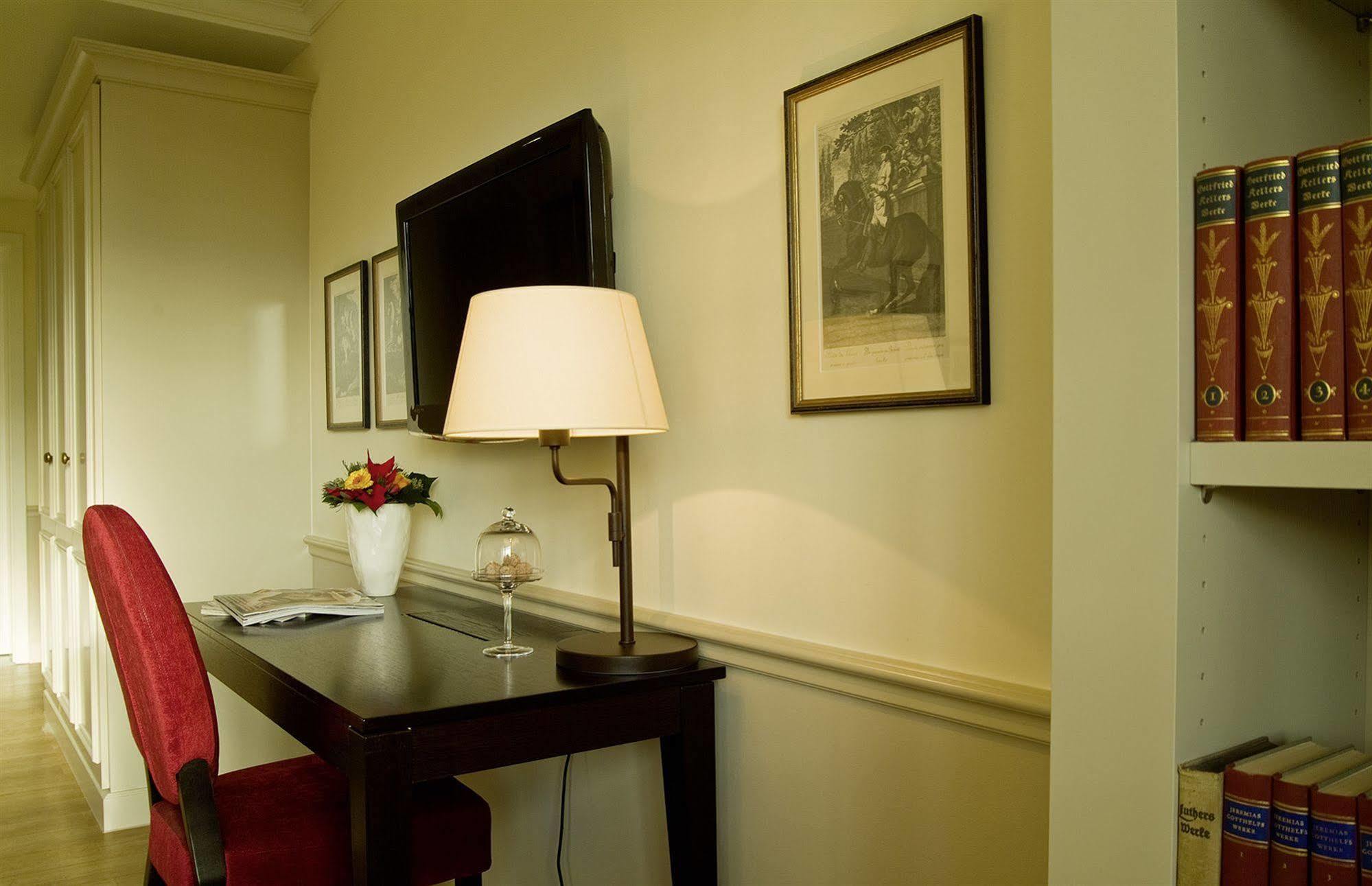 Parkhotel Surenburg Хёрстель Экстерьер фото